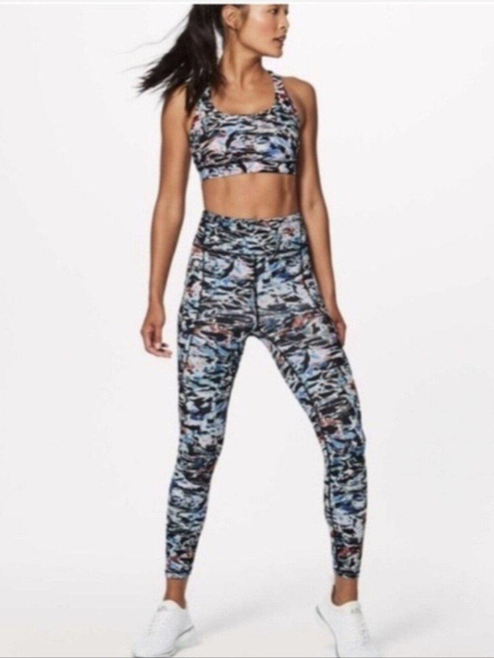 lululemon Barre3 athletica Women  Abstract Black Multi Leggings